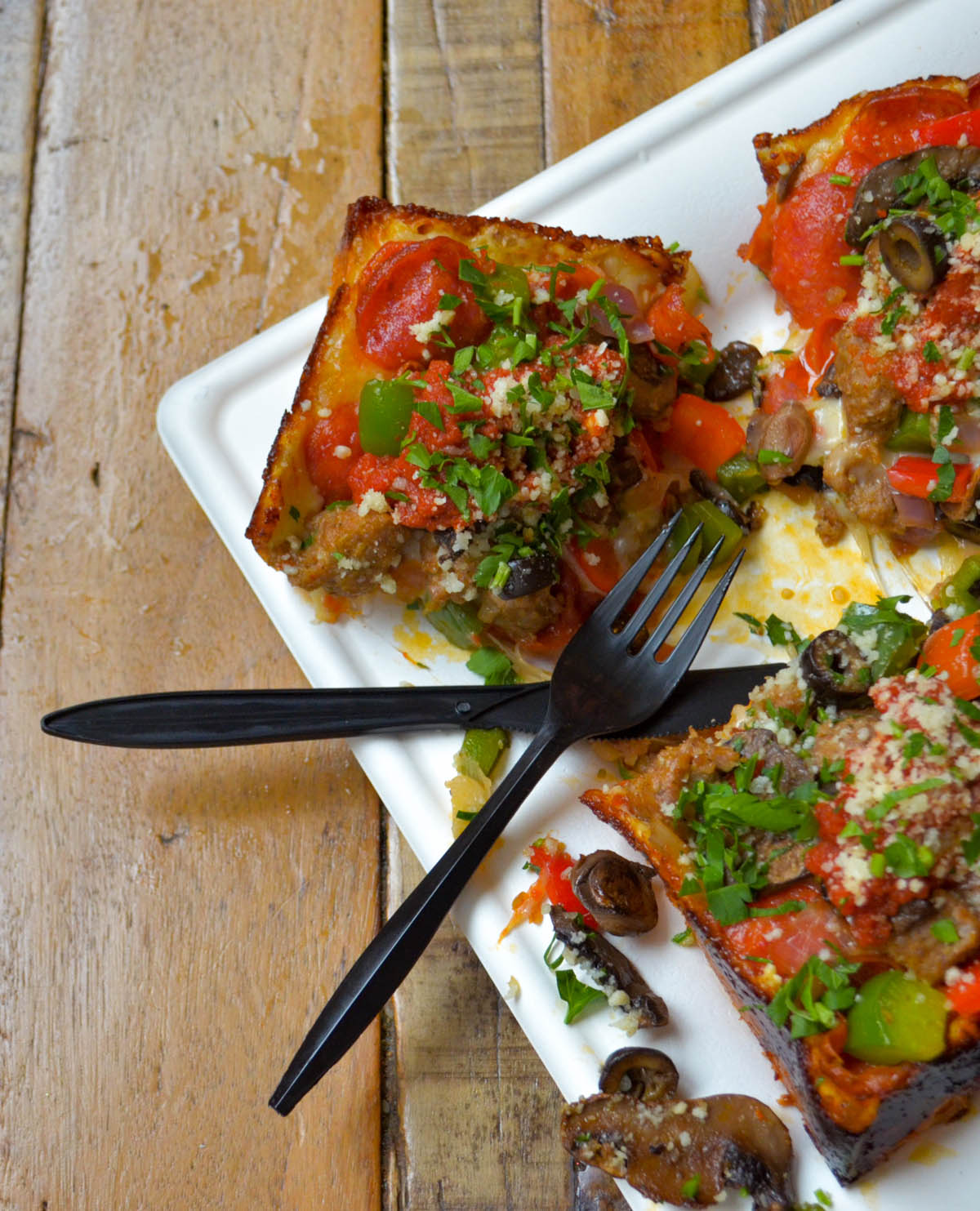 Steel Pan Pizza Brings DetroitStyle Pies to Orange County OC Weekly