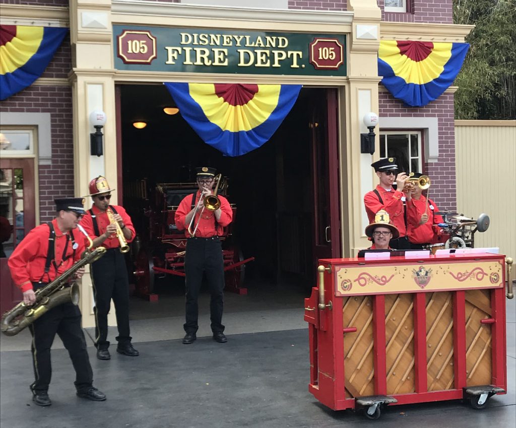 Disneyland Continues Changing Its Tune With Live Music at the Park [Alt